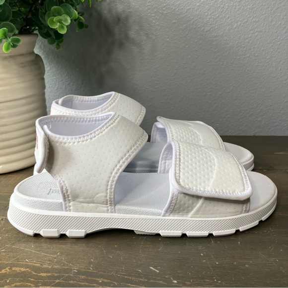 Hunter Sandals Size 10 White casual Outdoor Summer - Picture 2 of 9